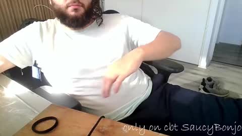 Snapshot of saucybonjo chatting on March 3, 1:23 pm Ben online show from March 3, 1:23 pm