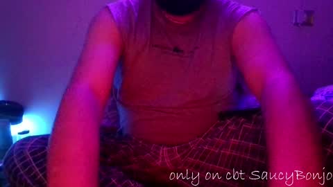 Snapshot of saucybonjo chatting on February 27, 2:14 am Ben online show from February 27, 2:14 am