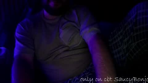 Snapshot of saucybonjo chatting on October 4, 11:57 pm Ben online show from October 4, 11:57 pm