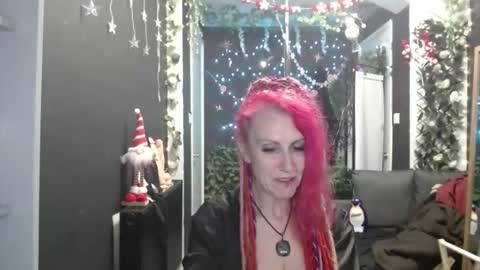 SaucySky online show from December 3, 10:27 am