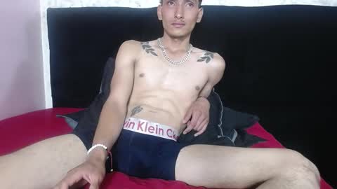 SavageLover  online show from November 14, 5:09 am