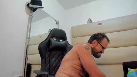 sebastian   muscleman  daddy   the better  latin  lover   online show from November 17, 12:08 pm