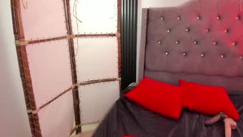 scarbadgirl_ online show from May 25, 5:02 am