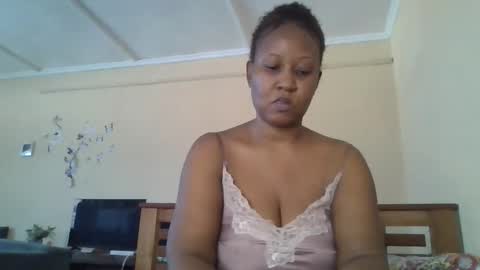 scarlet_25142359 online show from September 15, 8:49 am