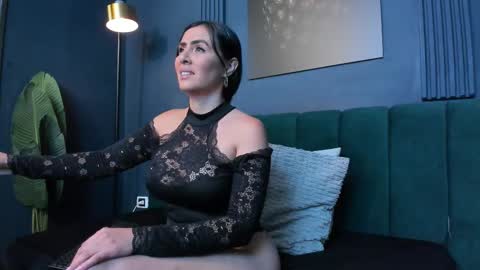 Scarlet Edwars online show from January 15, 7:11 pm