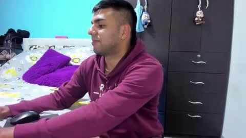 ScarletandRyan28 online show from March 21, 8:41 am