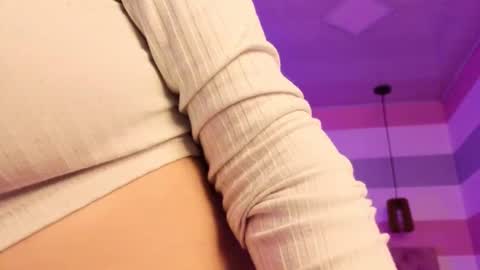 Scarlet  online show from October 24, 10:54 pm