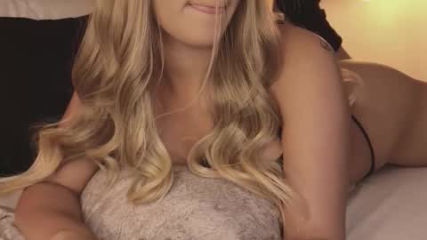 Scarleth  online show from November 27, 3:47 am