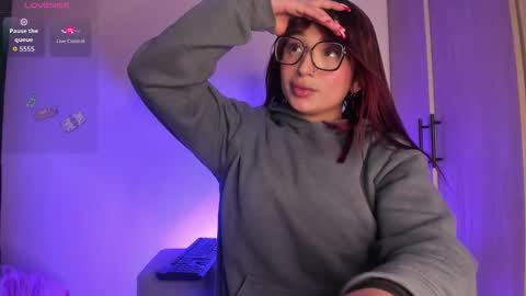 SCARLETT COLLINS online show from February 13, 7:01 am