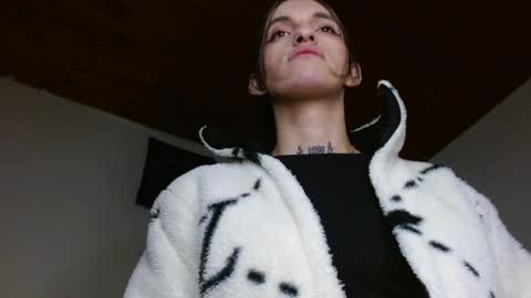 scarlet online show from April 9, 2:37 am