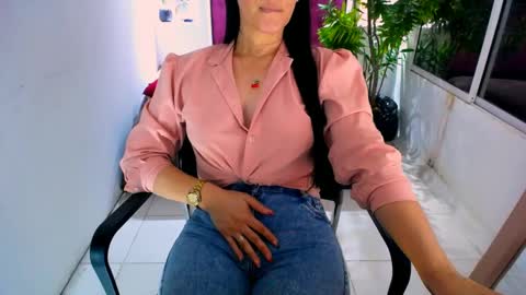 scarlet online show from September 18, 1:59 pm