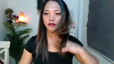    online show from September 18, 11:03 am