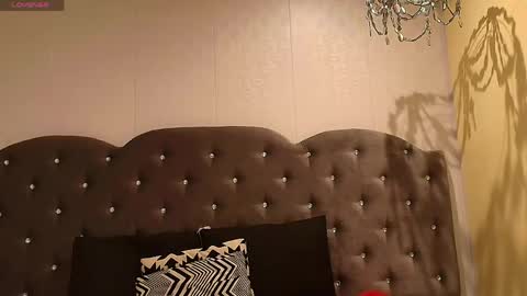 scarlett_venom_ online show from April 21, 1:42 am