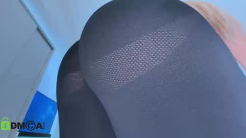 ScarlettAndTom online show from February 8, 10:02 pm