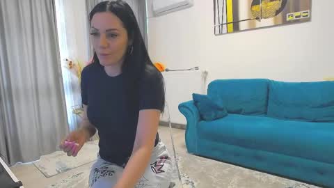 Scarlett online show from May 7, 6:20 am