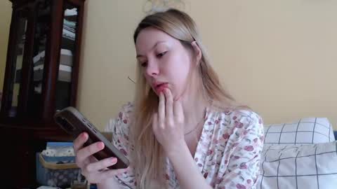 Scarlett online show from February 20, 10:59 am