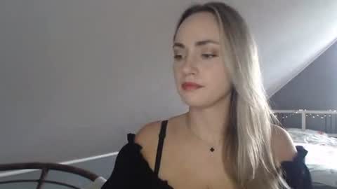 ScarlettxBlonde online show from July 7, 7:23 am