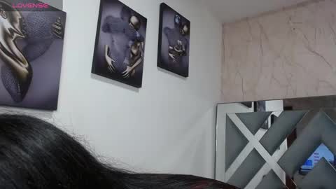 Diane online show from December 26, 12:05 pm