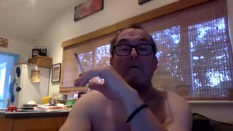 scbiggersballs online show from October 25, 8:13 am