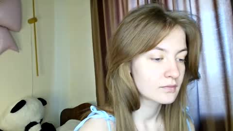 Elsa online show from June 25, 8:19 am