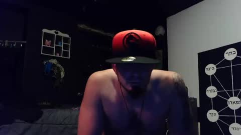 Snapshot of schecter7x chatting on October 28, 12:44 am Schecter7x online show from October 28, 12:44 am