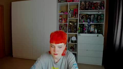 Rina online show from June 5, 7:36 am