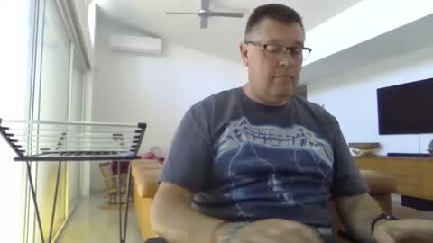 Scoobs online show from January 13, 3:58 am