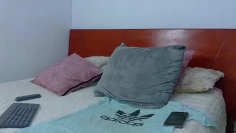 scook_gray online show from August 1, 10:11 pm