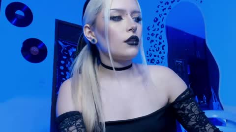 Goddess online show from May 7, 2:29 am