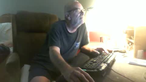 scotsman_62 online show from June 9, 8:47 am