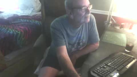 scotsman_62 online show from February 24, 6:49 am