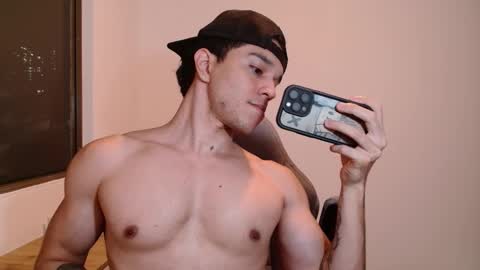 Twitter Scott brasher1 Instagram Camiloestuardo2 online show from February 20, 1:46 am