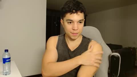 Twitter Scott brasher1 Instagram Camiloestuardo2 online show from March 10, 4:17 am