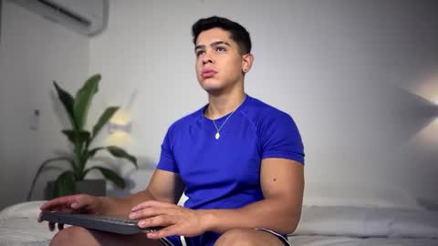 Andrew Flintt online show from January 7, 11:37 am