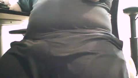 scottie813 online show from March 31, 11:54 am