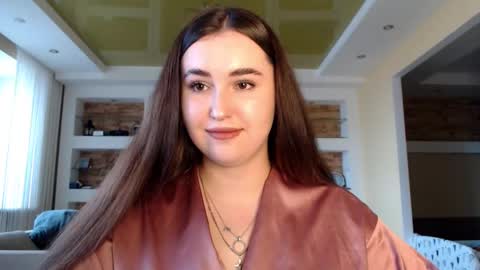 Snapshot of sea_cocktail chatting on January 6, 9:52 am Elizabeth  online show from January 6, 9:52 am