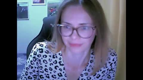 SEA Dream online show from October 3, 4:21 am