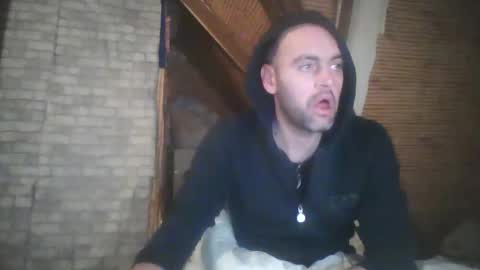 Sean online show from February 14, 9:39 pm