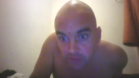 Snapshot of sean20775 chatting on October 3, 1:26 am Sean online show from October 3, 1:26 am