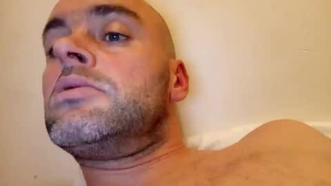 Snapshot of sean20775 chatting on October 20, 6:46 pm Sean online show from October 20, 6:46 pm