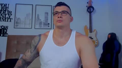 Sean Carrera online show from November 10, 4:21 pm