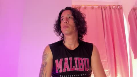   online show from February 9, 1:37 pm