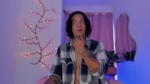   online show from February 16, 1:09 pm