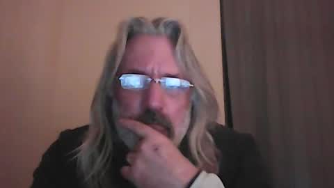 seantheflyer online show from December 8, 12:24 am