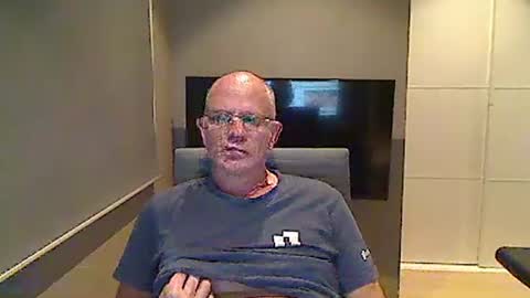 seargents online show from November 12, 2:52 pm