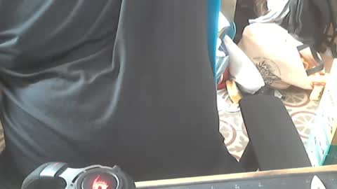 Falco J online show from March 25, 1:18 pm