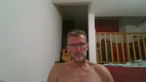seb846894 online show from July 13, 7:39 pm