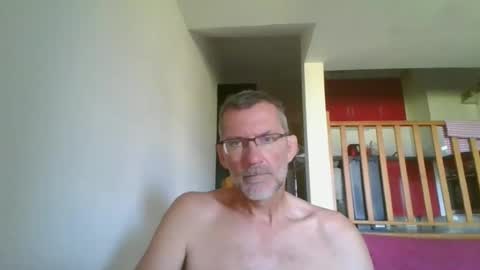 seb846894 online show from July 2, 7:24 am
