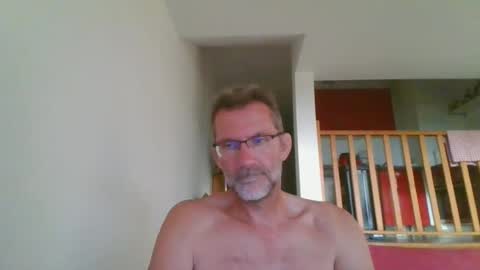 seb846894 online show from June 24, 6:37 pm