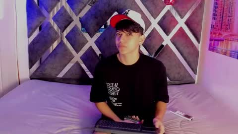 sebas_pretty7 online show from December 2, 12:25 pm